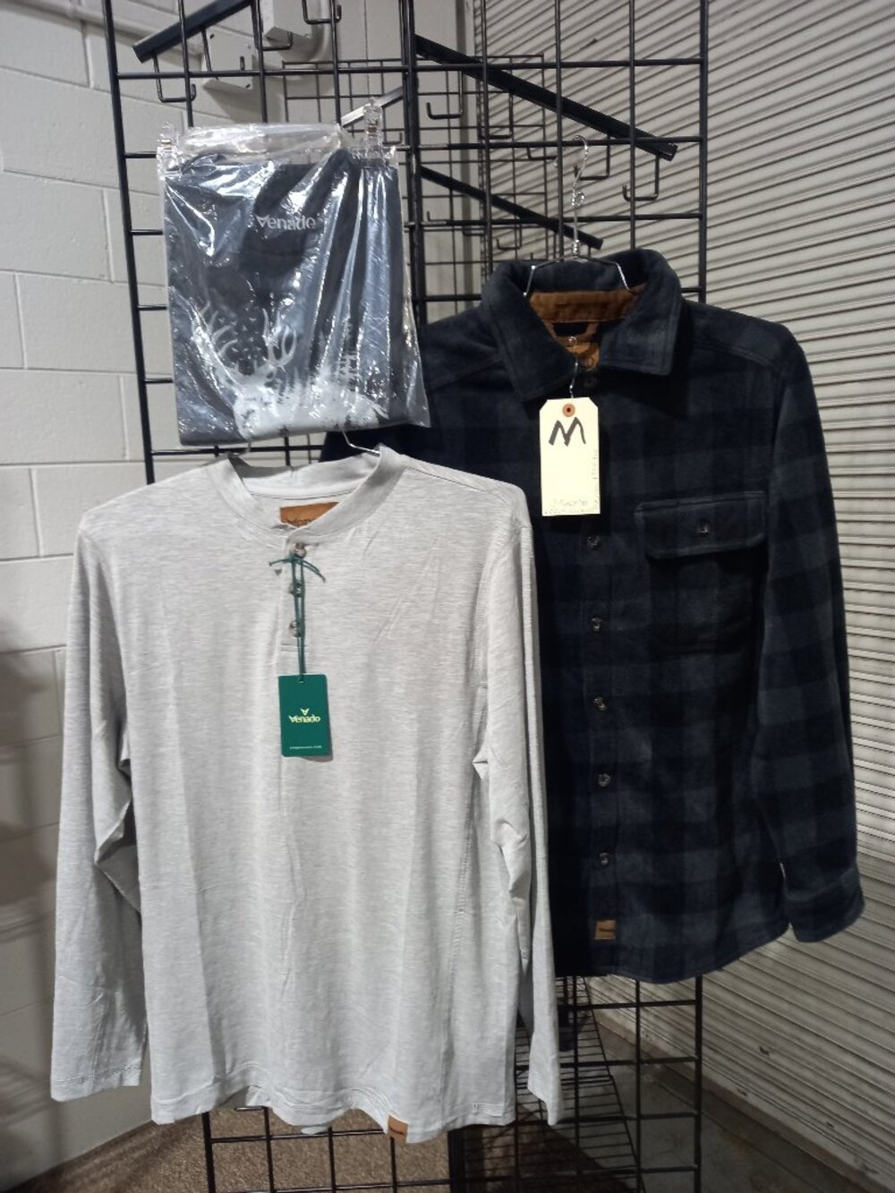 Bonfire Fleece Flannel; Long Sleeve Flex Henley + Venado Graphic Tee  | Medium